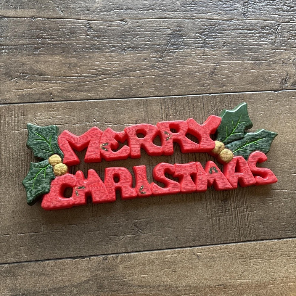 Vtg Kitschy Merry Christmas Sign Wood Looking Plastic Wall Decor 15" Red Green